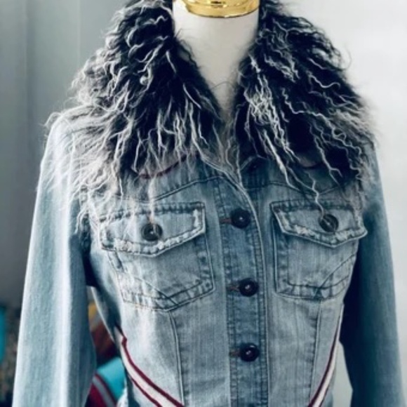 Chic Upcycled Denim Jacket with Mongolian Lamb Fur Collar and Cuffs with Cowhide - Picture 2 of 14